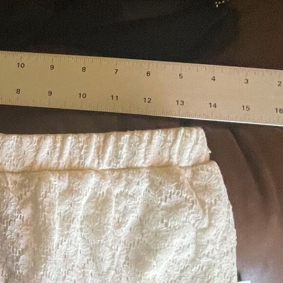 LACEY LINED Mini Skirt! - Picture 10 of 10